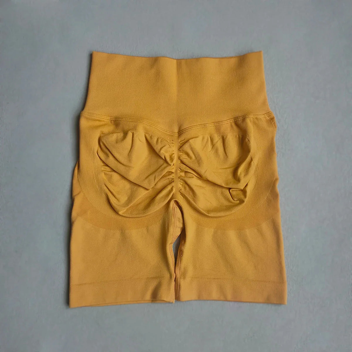 Yoga Shorts Women Sports Shorts Seamless Gym Workout Shorts High Waist Push Up Fitness Sports Shorts Cycling Shorts