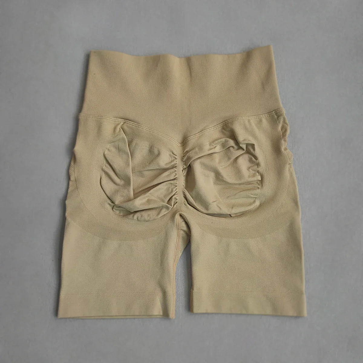 Yoga Shorts Women Sports Shorts Seamless Gym Workout Shorts High Waist Push Up Fitness Sports Shorts Cycling Shorts