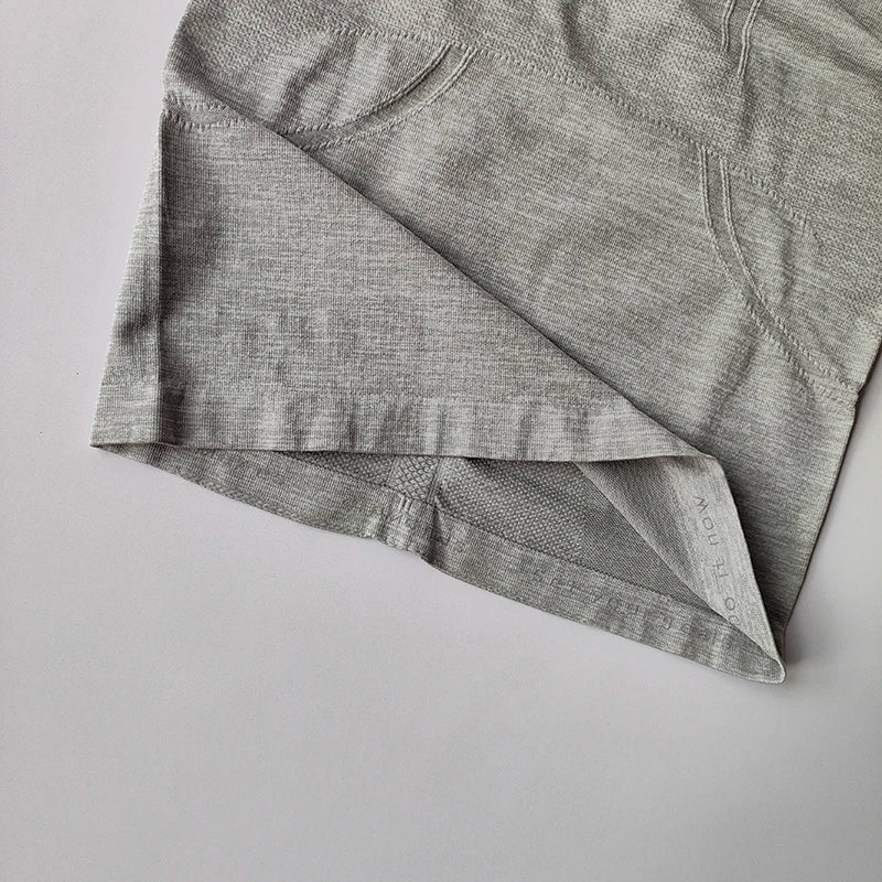 Yoga Clothes for Women, Sports Tops, Round Neck,, Seamless, Slim, Running Shirt Fitness Workout Long Sleeves Gym T shirt, Winter